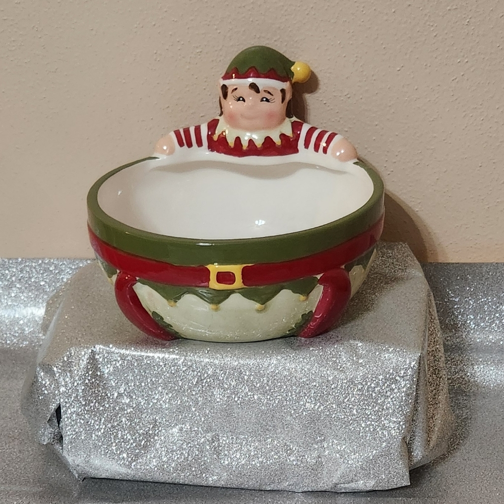Christmas Elf Transpac Bowl